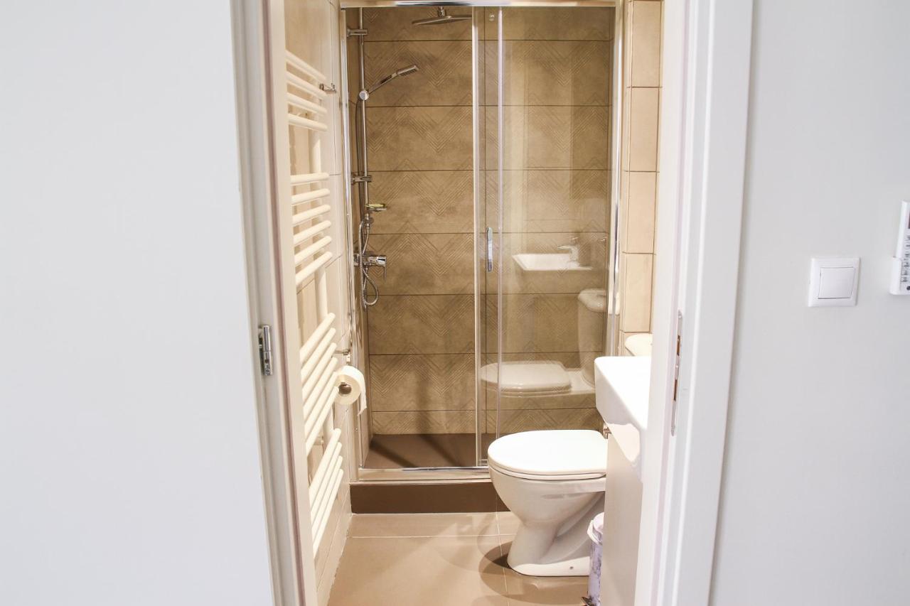 Pallados Suites Athens Luaran gambar